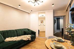 Estrella 4 Ekskluzywny Pobyt Blisko Restauracji i Kawiarni