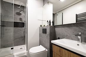 Estrella 4 Ekskluzywny Pobyt Blisko Restauracji i Kawiarni