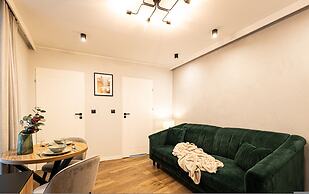 Estrella 4 Ekskluzywny Pobyt Blisko Restauracji i Kawiarni