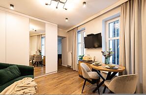 Estrella 4 Ekskluzywny Pobyt Blisko Restauracji i Kawiarni