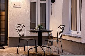 Estrella 4 Ekskluzywny Pobyt Blisko Restauracji i Kawiarni