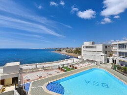 Nice Apartment With Balcony