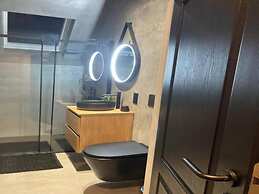 Royas Home Private Studio