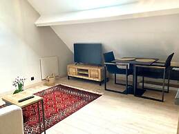 Royas Home Private Studio