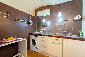 Genova Studio in San Lorenzo