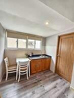 Simmi 5 Hotel & Apartment