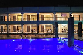 Golden Sand Beach Resort