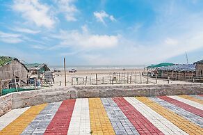 Golden Sand Beach Resort