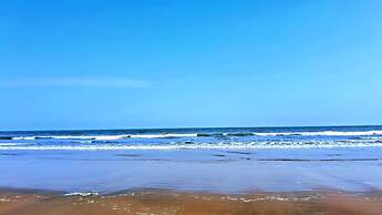 Golden Sand Beach Resort