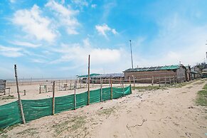 Golden Sand Beach Resort