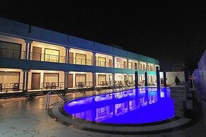 Golden Sand Beach Resort