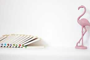 Waterfront Villa Angelika Pink Pelikan