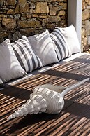 Waterfront Villa Angelika Pink Pelikan