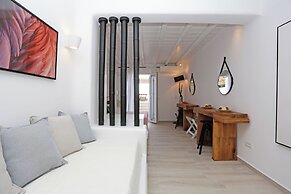 Waterfront Villa Angelika Pink Pelikan