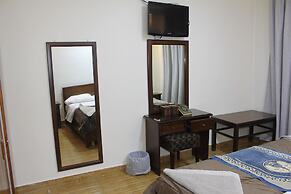 Al Ahfad Hotel Apartments