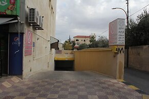 Al Ahfad Hotel Apartments