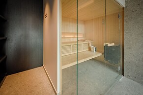 Agora Wellness suites