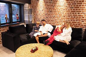 Agora Wellness suites