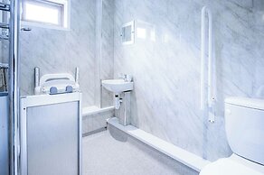 Highfield - 5 Bedroom Holiday Home - Pembroke Dock