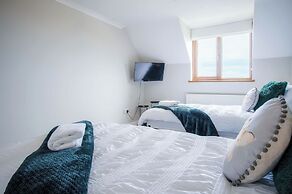 Highfield - 5 Bedroom Holiday Home - Pembroke Dock