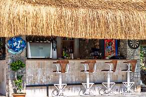 Ata Lagoon Beach