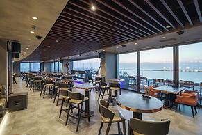 Grand Sapphire Resort & Casino