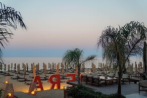 Grand Sapphire Resort & Casino