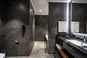 Grand Sapphire Resort & Casino