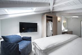 Blue Whisper Luxury Living Suites