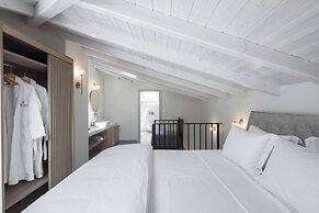 Blue Whisper Luxury Living Suites