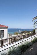 Blue Whisper Luxury Living Suites