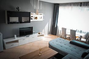 Apartment - Sleeps 4 & Free Parking