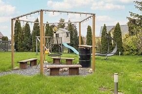 Dom Słoneczna z Sauną i Balią by Renters