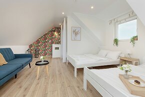 Dom Słoneczna z Sauną i Balią by Renters