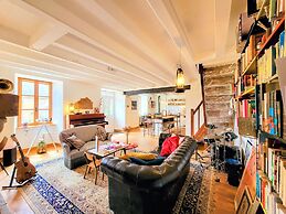La Maison Folia