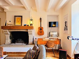 La Maison Folia