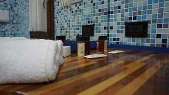 Sirmio Apartments  Primavera Stay