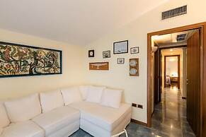 Sirmio Apartments  Primavera Stay