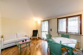 Sirmio Apartments  Primavera Stay