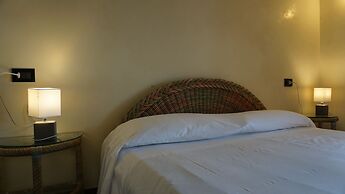 Sirmio Apartments  Primavera Stay