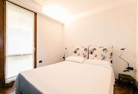 Sirmio Apartments  Primavera Stay