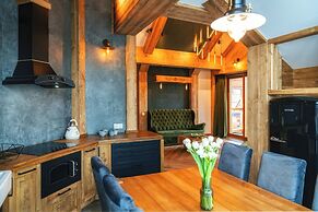 Mountain Shelter Apartments