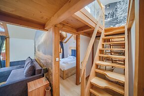 Mountain Shelter Apartments