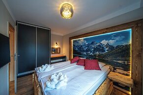 Mountain Shelter Apartments