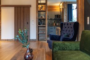 Mountain Shelter Apartments