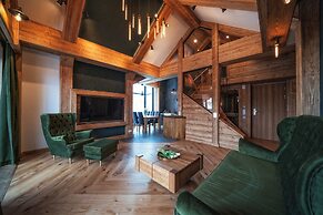 Mountain Shelter Apartments