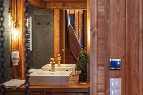 Mountain Shelter Apartments