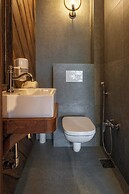 Mountain Shelter Apartments