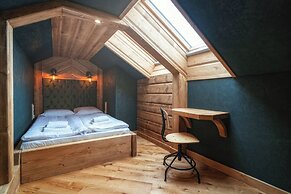 Mountain Shelter Apartments