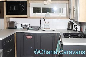 Silver 3 Bedroom Caravan Located at Seton Sands H